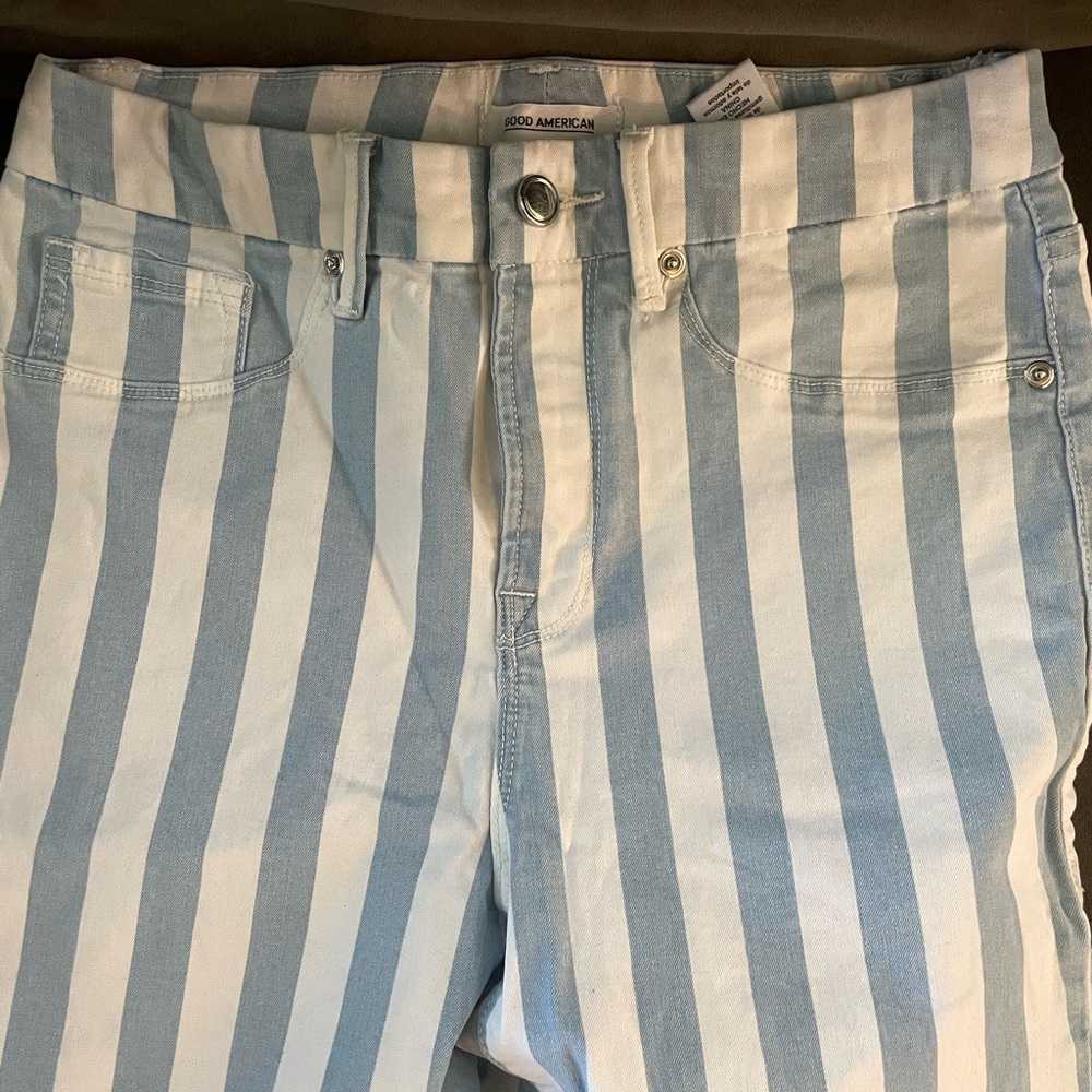 Good American size 8 cropped Good Legs Blue and White stripe jeans